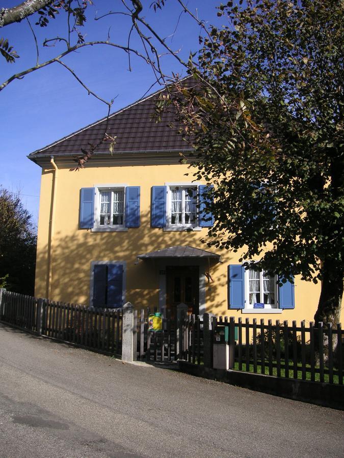 Les Volets Bleus Alsace Vosges Acomodação com café da manhã Urbès Exterior foto
